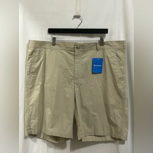 Columbia - Men's Khaki Flat Front Shorts